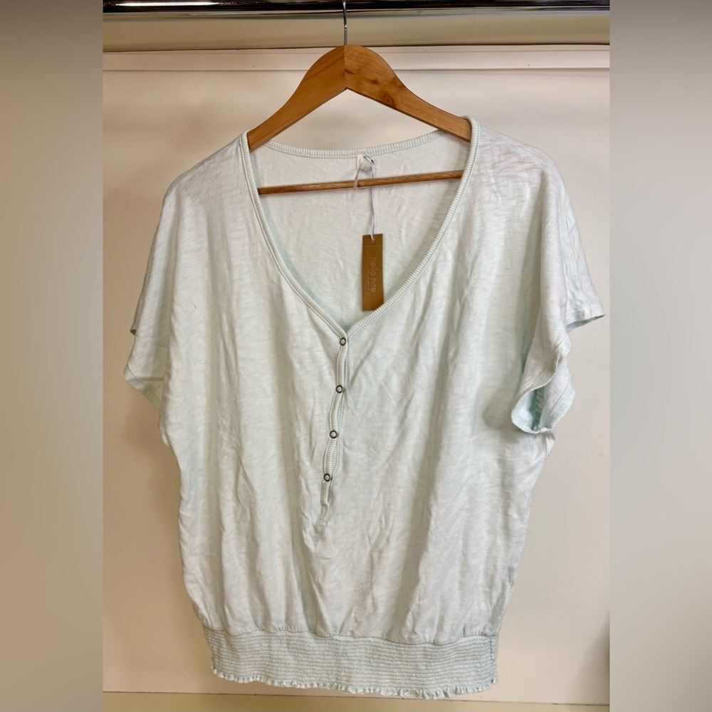 NWT Hello Nite short sleeve tee XL